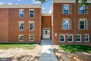 828 Quince Orchard Blvd, Gaithersburg, MD 20878 - Photo 1