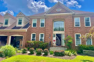 12 Leatherleaf Ct, Gaithersburg, MD 20878 - Photo 1