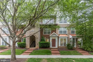 355 Fallsgrove Dr, Rockville, MD 20850 - Photo 1