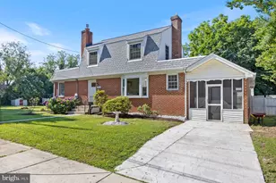 721 Mapleton Rd, Rockville, MD 20850 - Photo 1