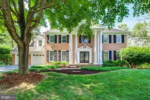 9401 Fox Hollow Dr, Potomac, MD 20854 - Photo 1