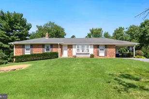 18508 Queen Elizabeth Dr, Olney, MD 20832 - Photo 1
