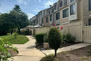 24 Welbeck Ct, Montgomery Village, MD 20886 - Photo 1