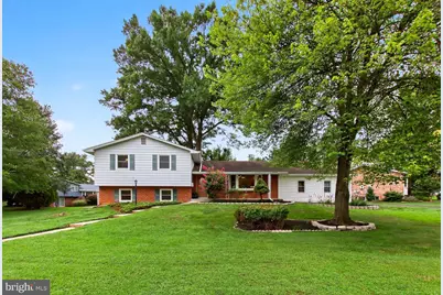 11704 Greenlane Drive, Potomac, MD 20854 - Photo 1