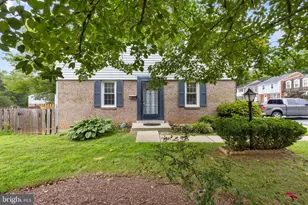 1 Blue Ribbon Ct, Gaithersburg, MD 20878 - Photo 1