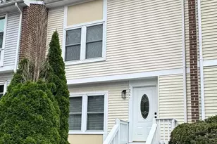 18921 Pine Ridge Ln, Germantown, MD 20874 - Photo 1