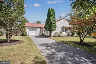 14046 Saddleview Dr, North Potomac, MD 20878 - Photo 1