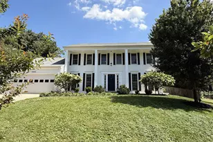 8805 Wandering Trail Dr, Potomac, MD 20854 - Photo 1