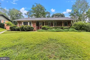 6724 Sulky Ln, North Bethesda, MD 20852 - Photo 1