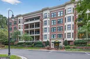 10400 Strathmore Park Ct, North Bethesda, MD 20852 - Photo 1