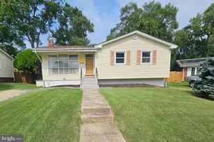 4627 Glasgow Dr, Rockville, MD 20853 - Photo 1