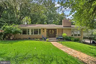 7713 Arrowood Ct, Bethesda, MD 20817 - Photo 1