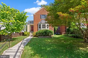 4957 Crescent St, Bethesda, MD 20816 - Photo 1