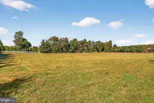 9438 River Rd, Potomac, MD 20854 - Photo 1