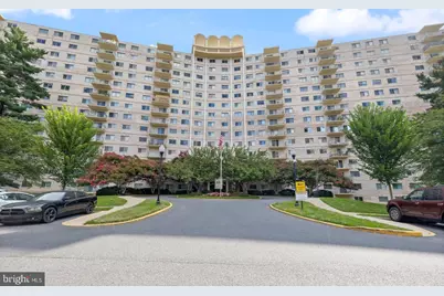 1121 W University Boulevard W #1104-B, Silver Spring, MD 20902 - Photo 1