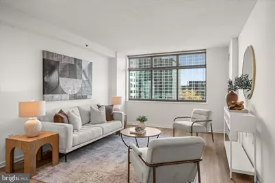 7111 Woodmont Avenue #812, Bethesda, MD 20815 - Photo 1