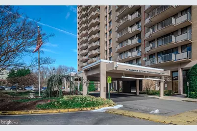 6100 Westchester Park Drive #T2, College Park, MD 20740 - Photo 1