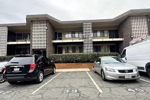 3918 Stone Gate Dr, Suitland, MD 20746 - Photo 1