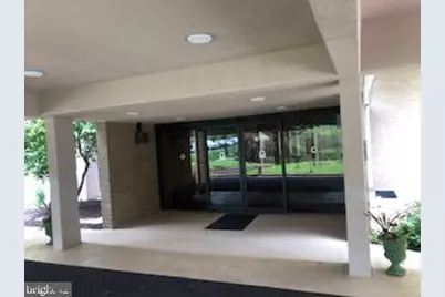 6100 Westchester Park Drive #814, College Park, MD 20740 - Photo 1