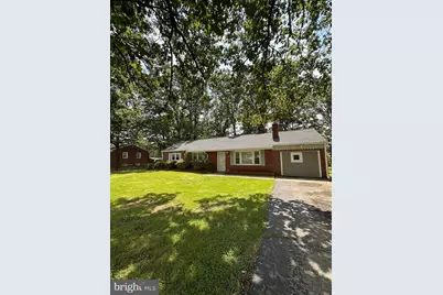 6207 Davis Boulevard, Suitland, MD 20746 - Photo 1