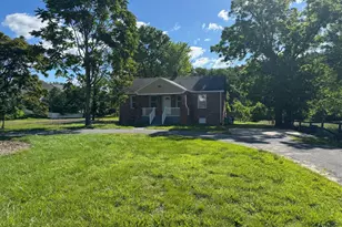 910 Rollins Ave, Capitol Heights, MD 20743 - Photo 1