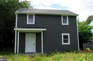 6006 Riverside Dr, Riverdale, MD 20737 - Photo 1