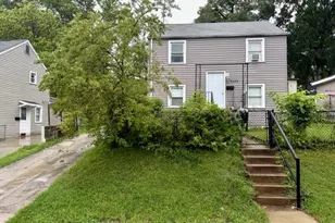 7102 Hawthorne St, Landover, MD 20785 - Photo 1
