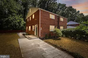 6011 Longfellow St, Riverdale, MD 20737 - Photo 1