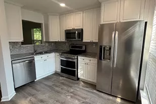 863 English Chestnut Ct, Landover, MD 20785 - Photo 1