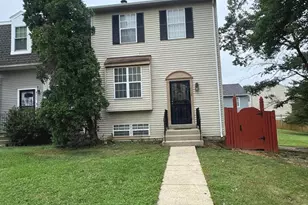 5739 S Hil Mar Cir, District Heights, MD 20747 - Photo 1