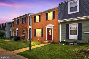 6121 N Hil Mar Cir, District Heights, MD 20747 - Photo 1