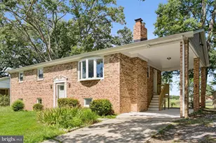 9664 Gwynndale Dr, Clinton, MD 20735 - Photo 1