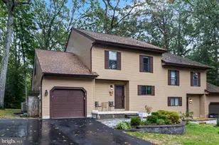 23190 Falling Leaf Ln, California, MD 20619 - Photo 1