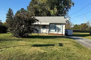 17604 Woodlawn Dr, Hagerstown, MD 21740 - Photo 1