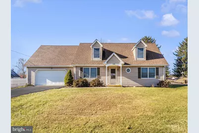 13902 Weaver Avenue, Maugansville, MD 21767 - Photo 1