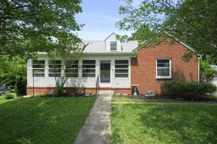 932 Mt Aetna Rd, Hagerstown, MD 21740 - Photo 1