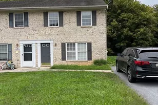 10126 St George Cir, Hagerstown, MD 21740 - Photo 1