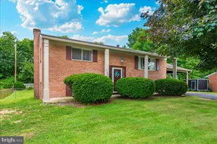 11461 Englewood Rd, Hagerstown, MD 21740 - Photo 1