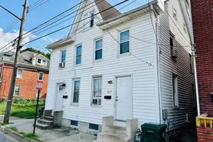 727 Washington Ave, Hagerstown, MD 21740 - Photo 1