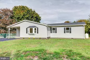 17804 Alpine Dr, Maugansville, MD 21767 - Photo 1