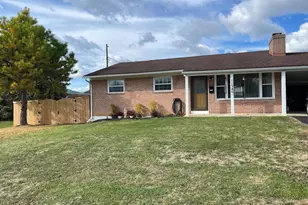 11540 Englewood Rd, Hagerstown, MD 21740 - Photo 1