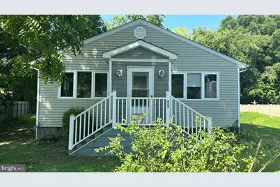 427 Bank Street, Pocomoke City, MD 21851 - Photo 1