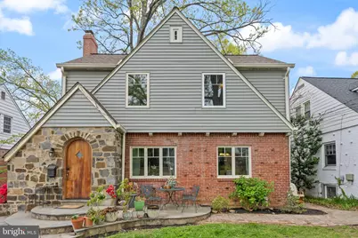 1412 N Wakefield Street, Arlington, VA 22207 - Photo 1