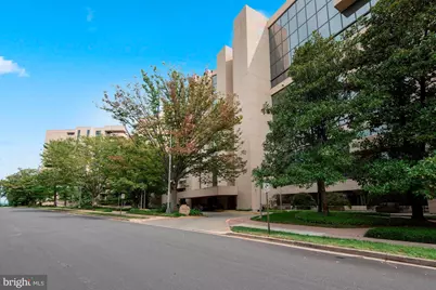 1101 S Arlington Ridge Road S #1009, Arlington, VA 22202 - Photo 1
