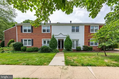 2637 S Walter Reed Drive #B, Arlington, VA 22206 - Photo 1