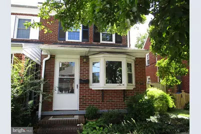 1102 16th Street S, Arlington, VA 22202 - Photo 1