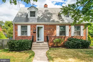 2301 N Edison St, Arlington, VA 22207 - Photo 1