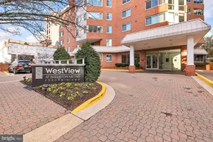 1001 N Vermont Street N, Arlington, VA 22201 - Photo 1