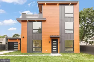 2007 S Joyce St, Arlington, VA 22202 - Photo 1