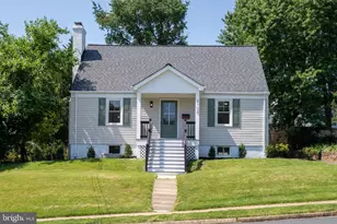 2108 S Dinwiddie St, Arlington, VA 22206 - Photo 1